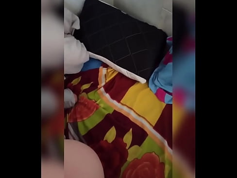 ❤️ Babaturan sakamar kuring cicing di bumi nyalira sabab salakina nuju liburan sareng kuring nyandak kasempetan pikeun bangsat sareng ngeusian buritna ku susu. ️❌ video sex di urang ❌